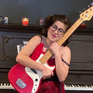 Meet your Posher, Lainey